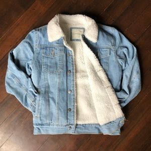 Jean jacket with faux wool